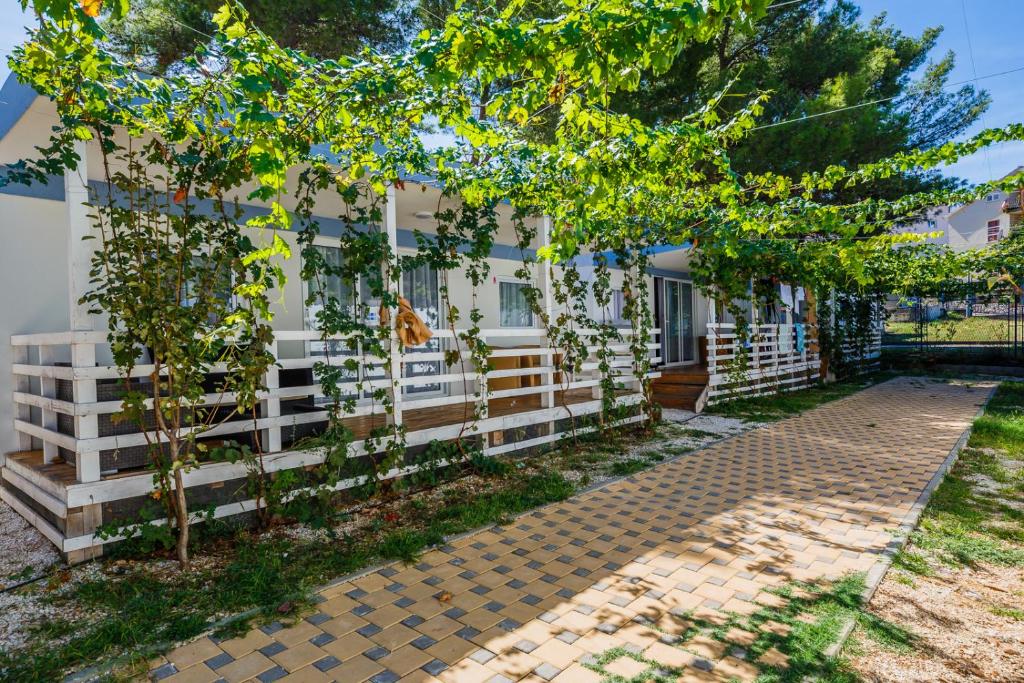 Fotografia z galérie ubytovania Mobile Homes Sveti Križ v Trogiri