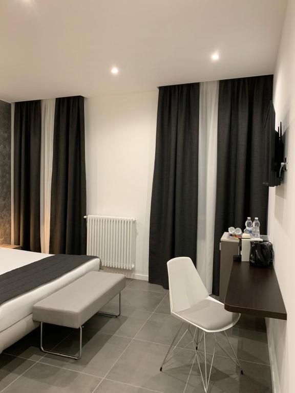 ApartHotel Bossi - Resim 38