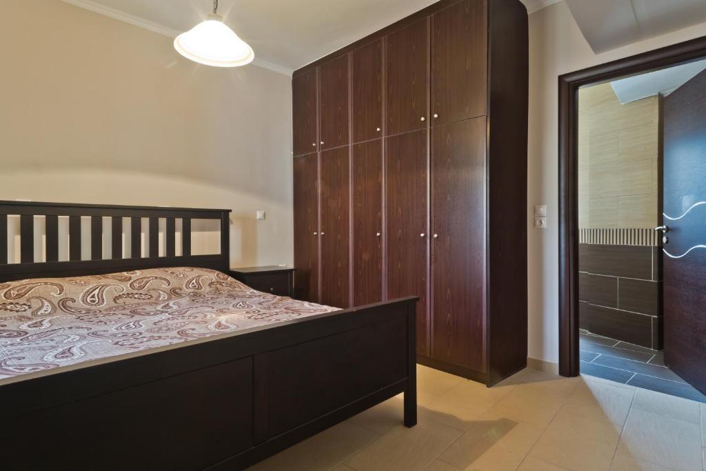 A bed or beds in a room at Lux Sea View Apartment