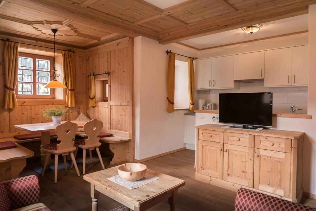 Kuchyňa alebo kuchynka v ubytovaní B&B Ciastel