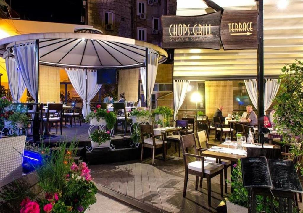 Restaurace v ubytování Rooms Albachiara