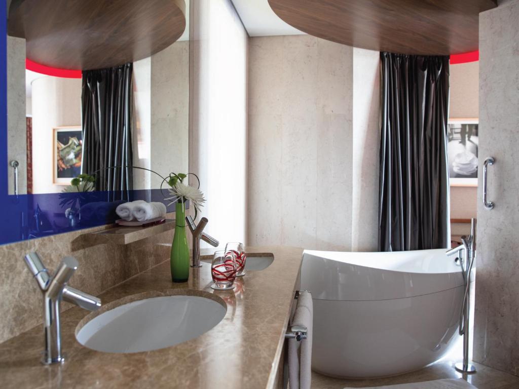 Posezení v ubytování Jumeirah Creekside Dubai