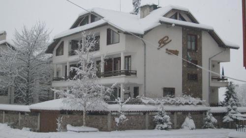Rahoff hotel v zimě