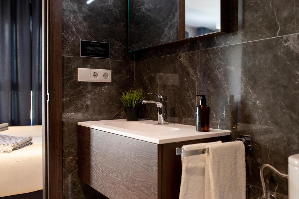 Ramirez Flats Valencia - Resim 32