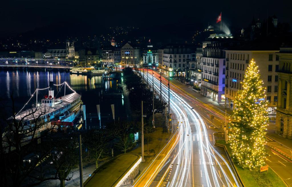 Lucerne Lake View Apartments - Resim 39