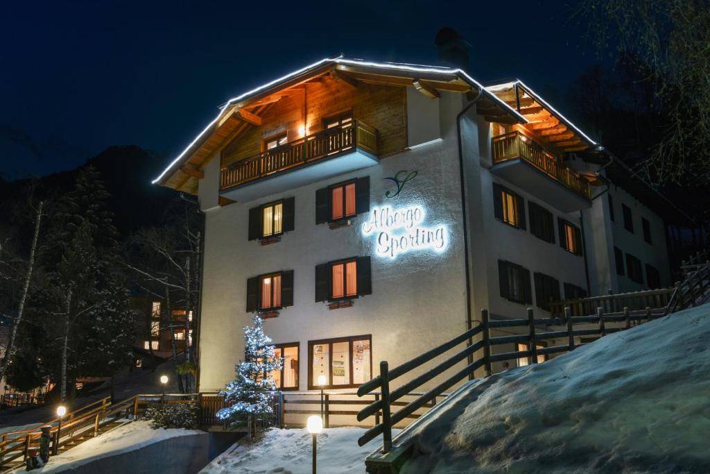 Budova, kde se hotel nachází