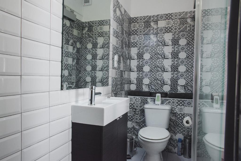 Lagos Uptown Bed & Breakfast - 16