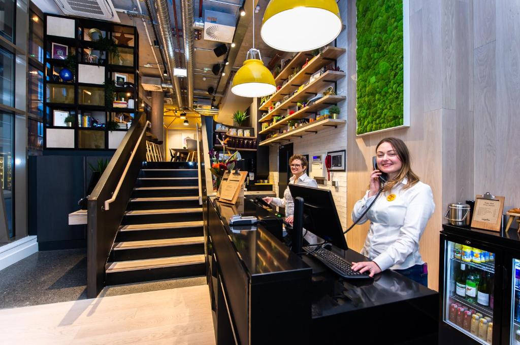 Staycity Aparthotels Dublin Castle - Resim 9