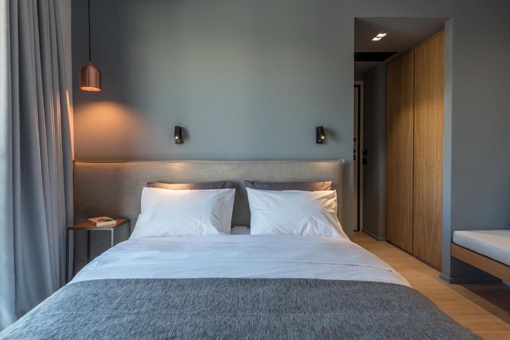 Hub Suites, Luxury living in Athens - 雅典卫城的双人房间