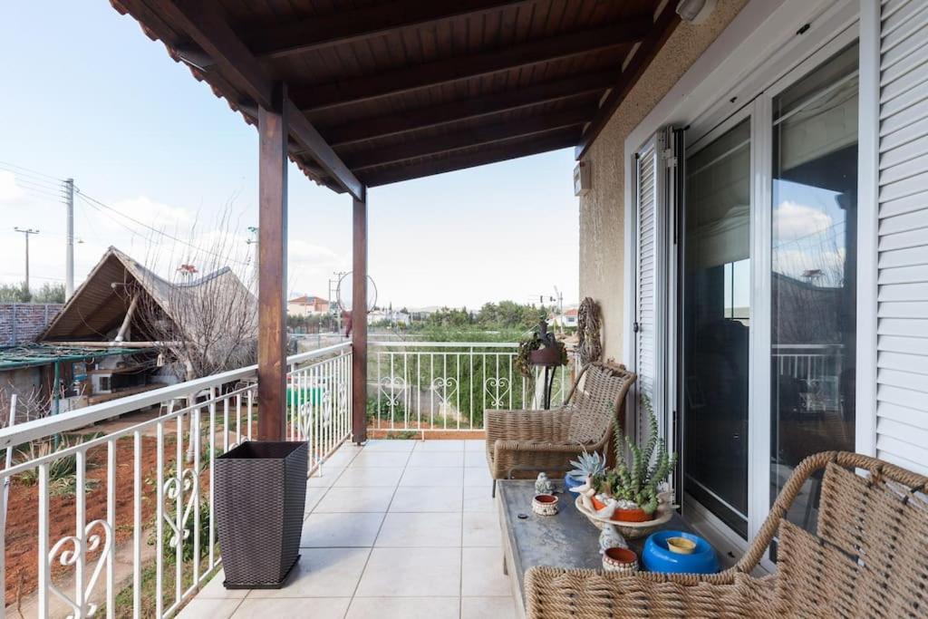 Balkón alebo terasa v ubytovaní Country Rooms near Athens - Airport