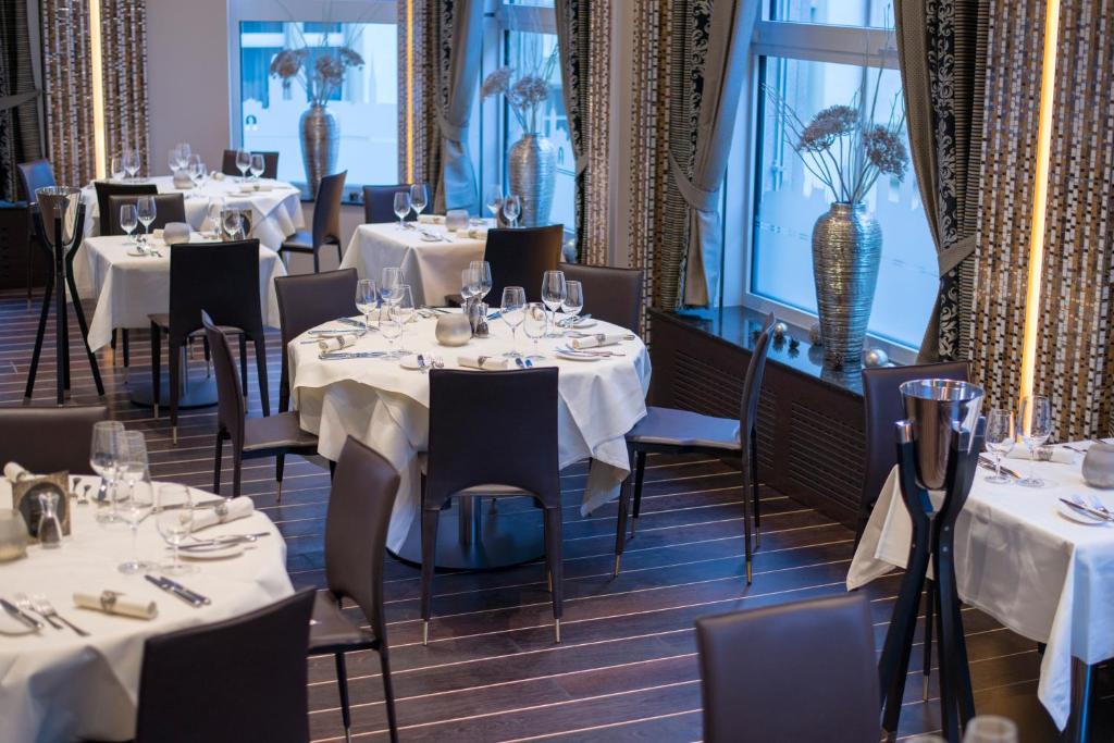 Restaurace v ubytování Hotel Krone Unterstrass