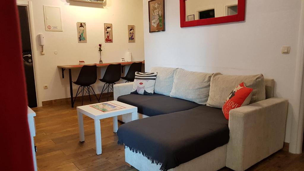 Posedenie v ubytovaní Apartments Elda