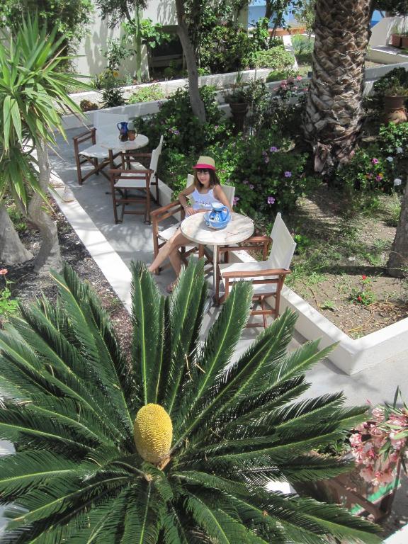 Zdjęcie z galerii obiektu Villa Nikos Karamolegkos Kamari w mieście Kamari