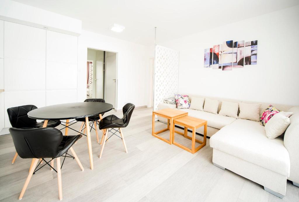 Apartamenty EverySky - Konopnickiej 11 - One-Bedroom Apartment