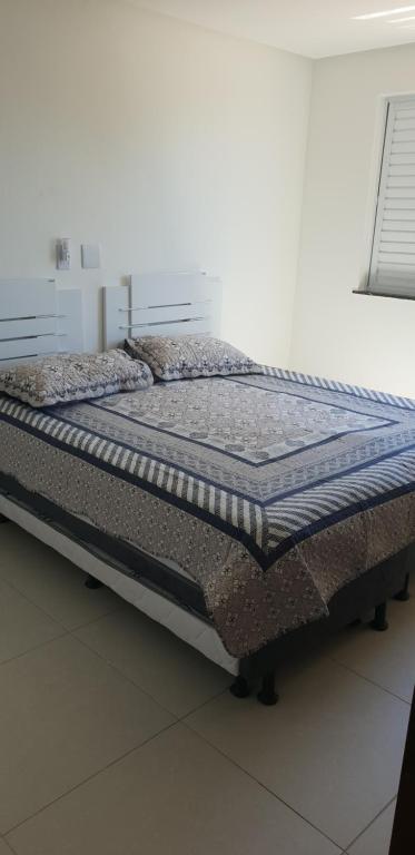  Vila de Praia ( casa amarelha) com praia