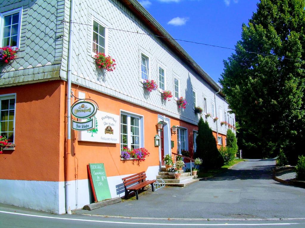 Budova, kde se penzion – hostinec nachází