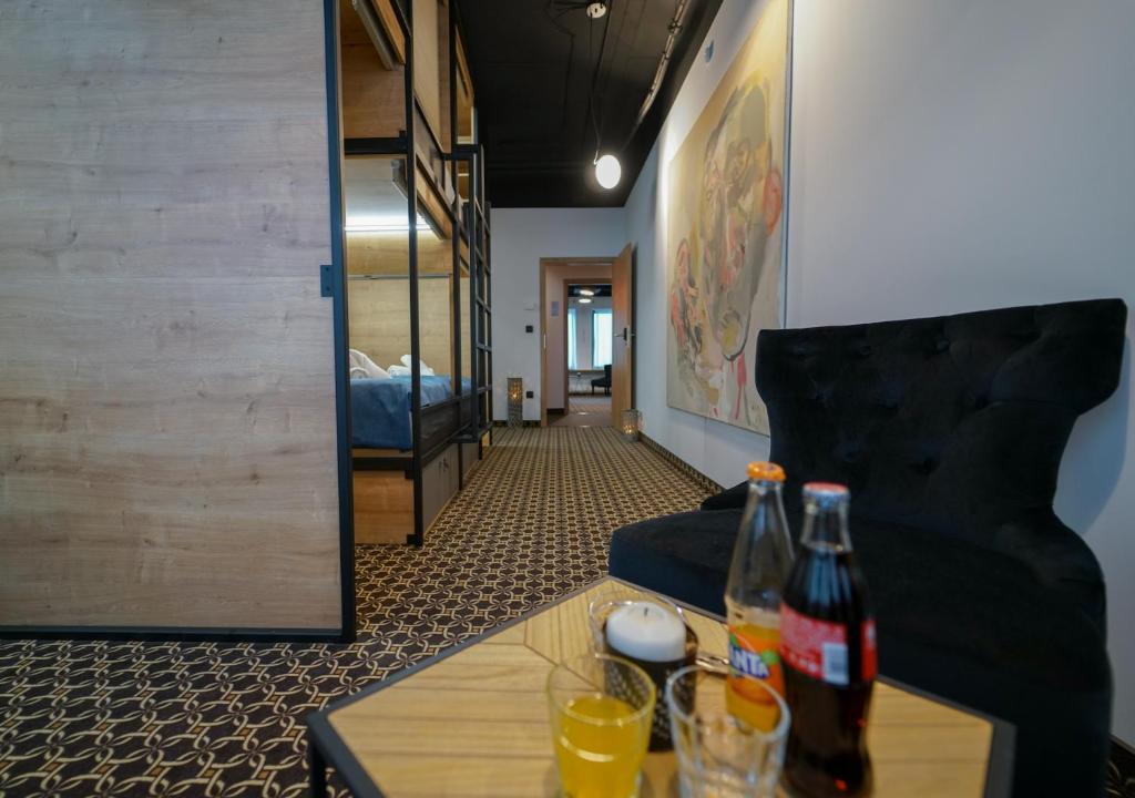 Fotografie z fotogalerie ubytování CHORS like a hotel - Capsule & NFT Boutique Hostel Bratislava - City Center v destinaci Bratislava