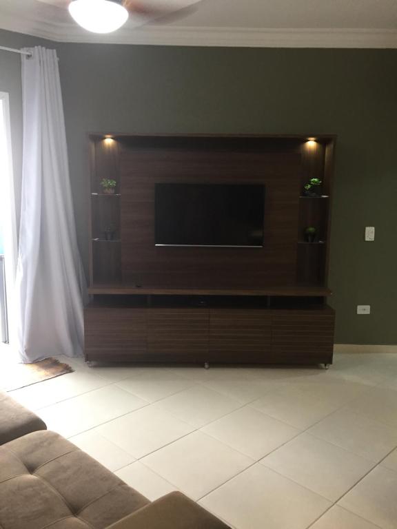  Apartamento 82B IMPERIAL - Muito Novo e de Frente a Praia!