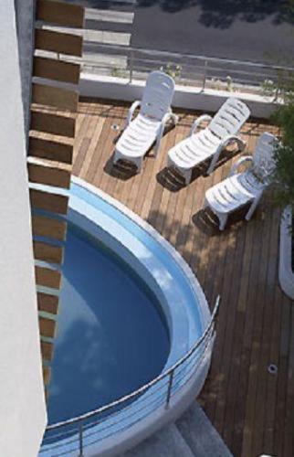 The swimming pool at or close to Hotel Anapaya