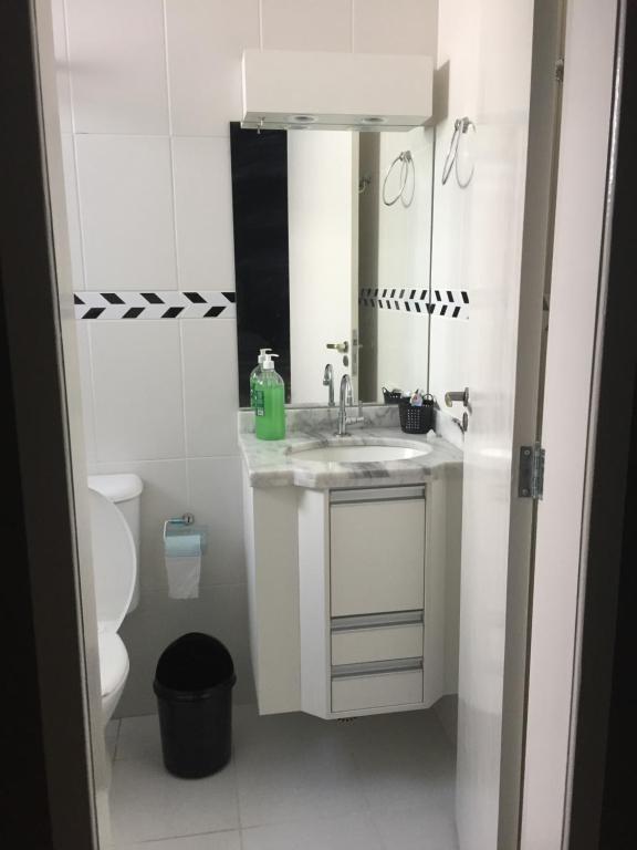  Apartamento 82B IMPERIAL - Muito Novo e de Frente a Praia!
