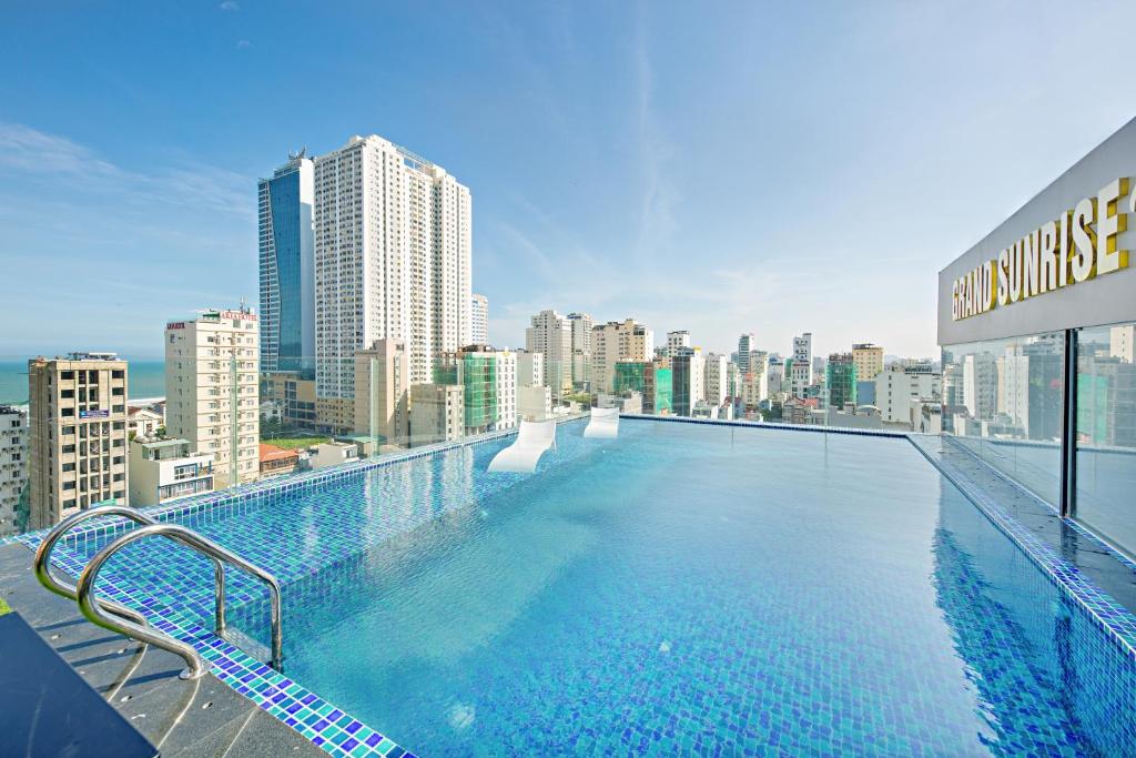 Grand Sunrise Boutique Hotel