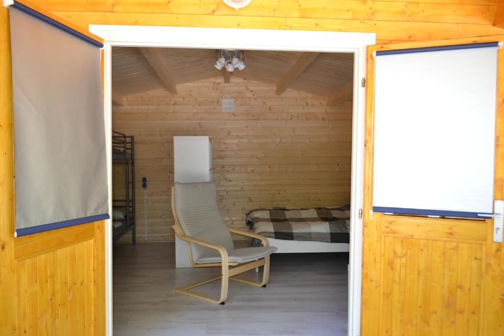 Postel nebo postele na pokoji v ubytování Camping-Aller-Leine-Tal