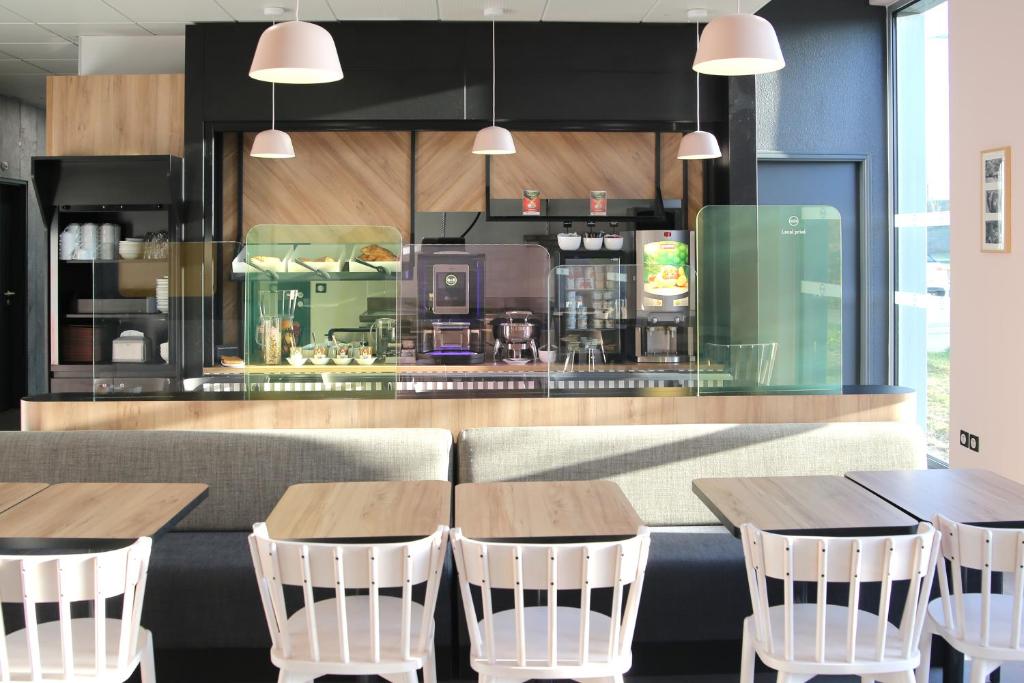 B&B HOTEL Reims Bezannes - Resim 28