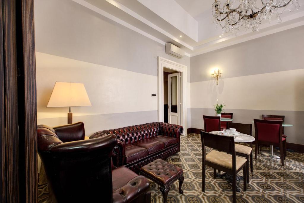 939 Hotel - Resim 39