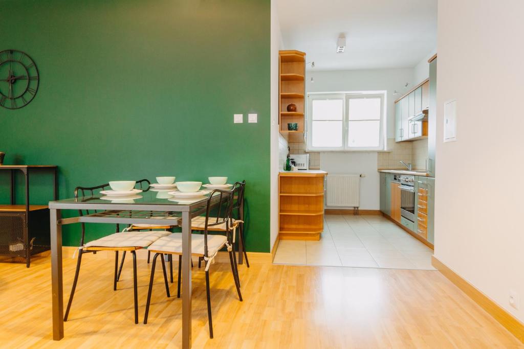 Kuchyňa alebo kuchynka v ubytovaní ShortStayPoland Krochmalna (B39)