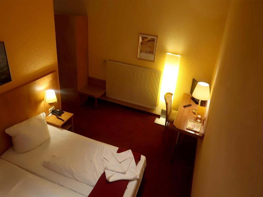 Hotel Adler Leipzig - Resim 16