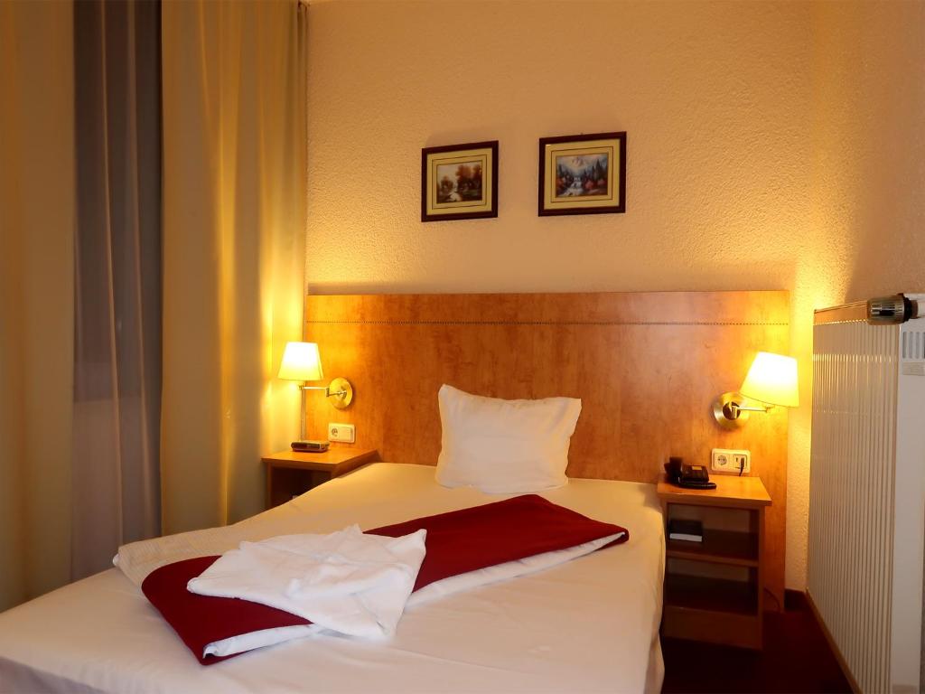 Hotel Adler Leipzig - Resim 14