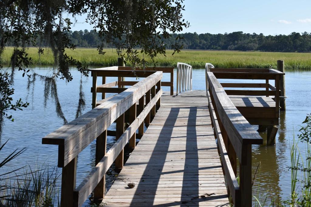 Coles Island, Broad River Bluff (updated prices 2024)