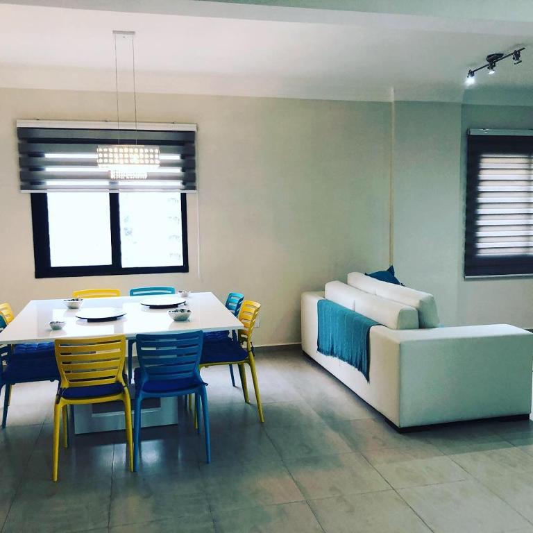  FLAT GUARUJÁ PITANGUEIRAS