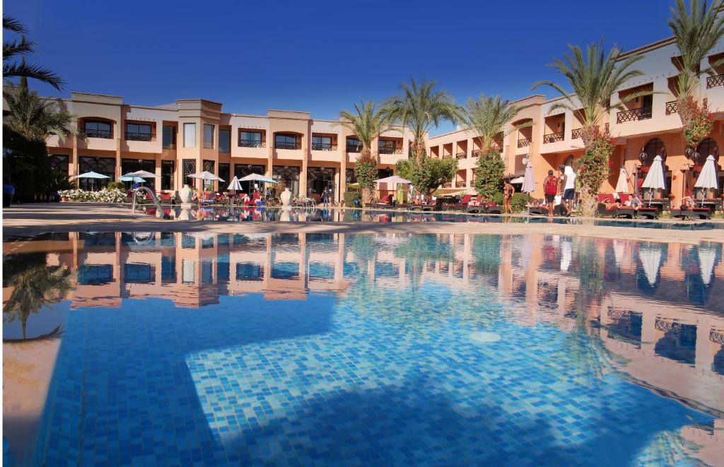 Bazén v ubytování Zalagh Kasbah Hotel & Spa nebo v jeho okolí