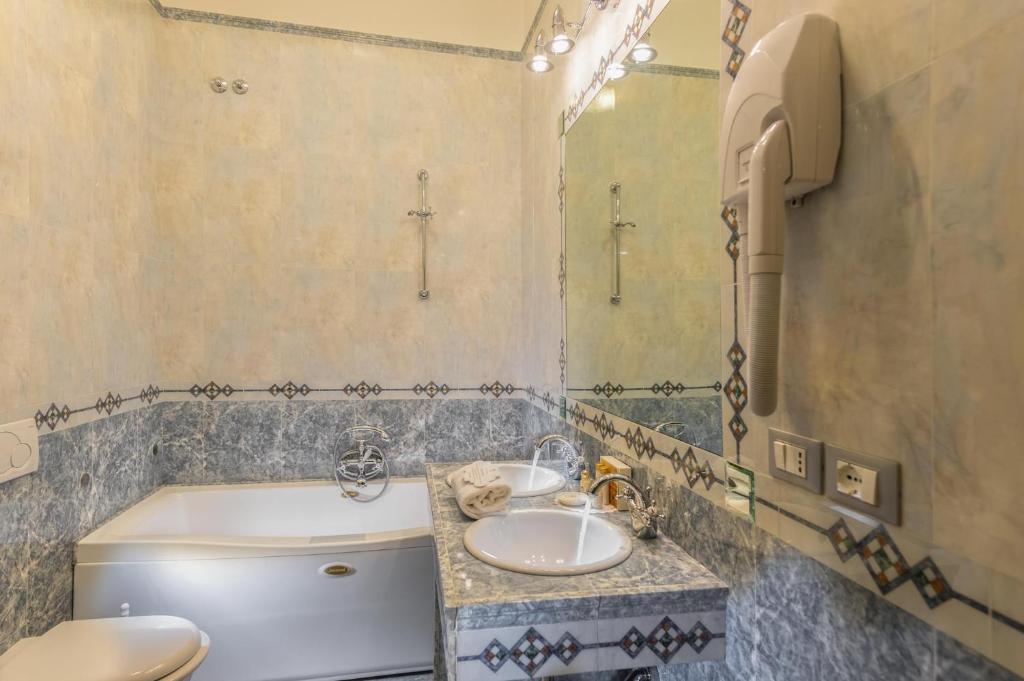 Hotel Giorgione - Resim 39