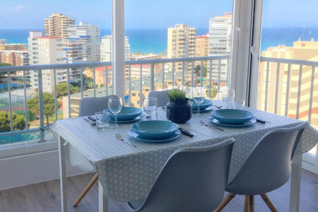 Sun & Beach Apartment Carivoguest II, Alicante – Updated 2022 ...