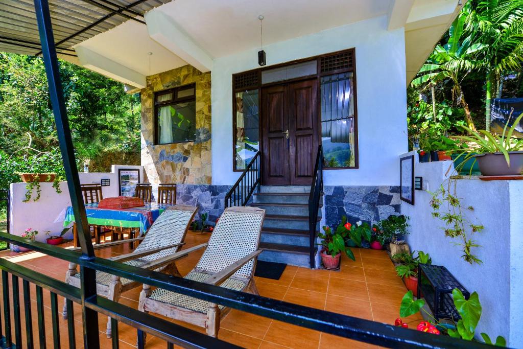 Dimuthu Home Stay - 1