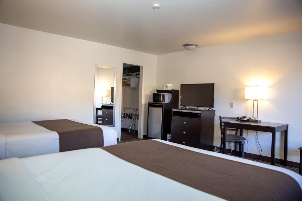 Villa Motel at Manitou Springs photo