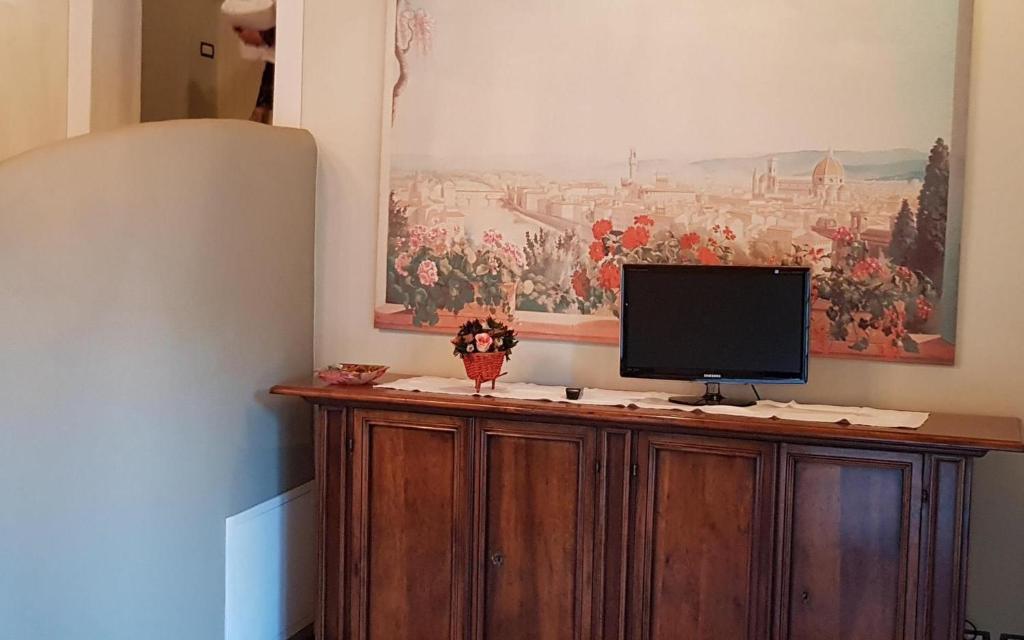 A television and/or entertainment centre at Podere agli Arrighi