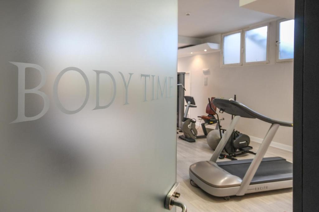 Fitness centrum a/nebo fitness zařízení v ubytování Hotel Oliveto