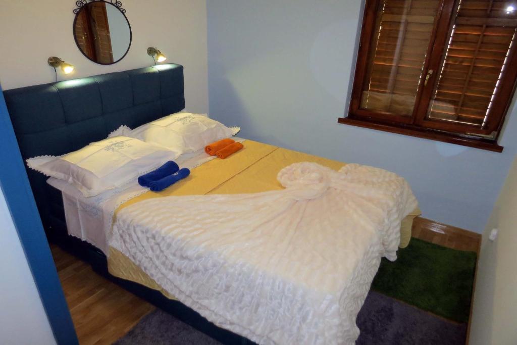 Postel nebo postele na pokoji v ubytování Rozita Seaside Relax Apartments