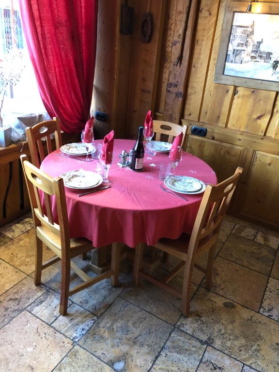 Fotografie z fotogalerie ubytování Hôtel Restaurant de la Chaussée v destinaci Briançon