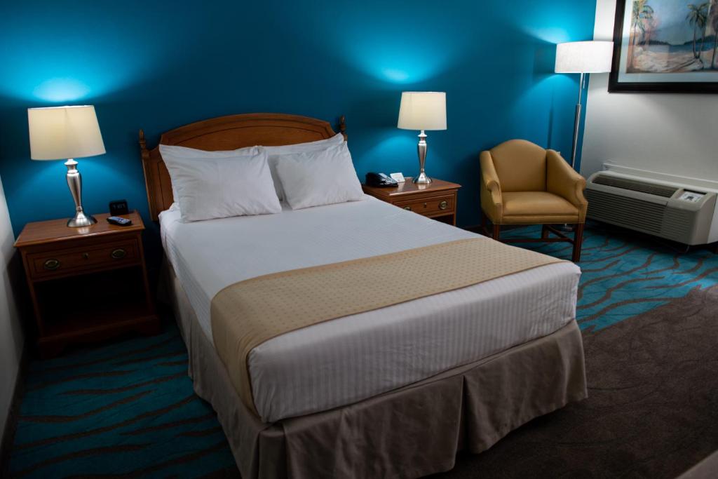 Postel nebo postele na pokoji v ubytování Caribe Hotel Ponce