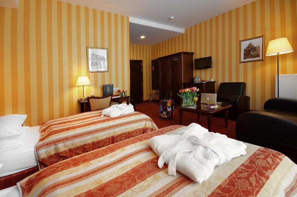 Hotel Wolne Miasto Old Town Gdansk - Resim 10