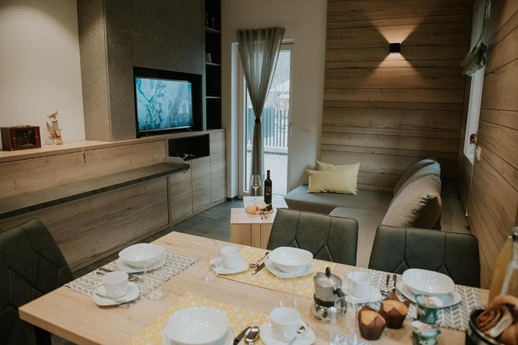 TV a/nebo společenská místnost v ubytování Vila Mojca Apartments Jasna & Jelka