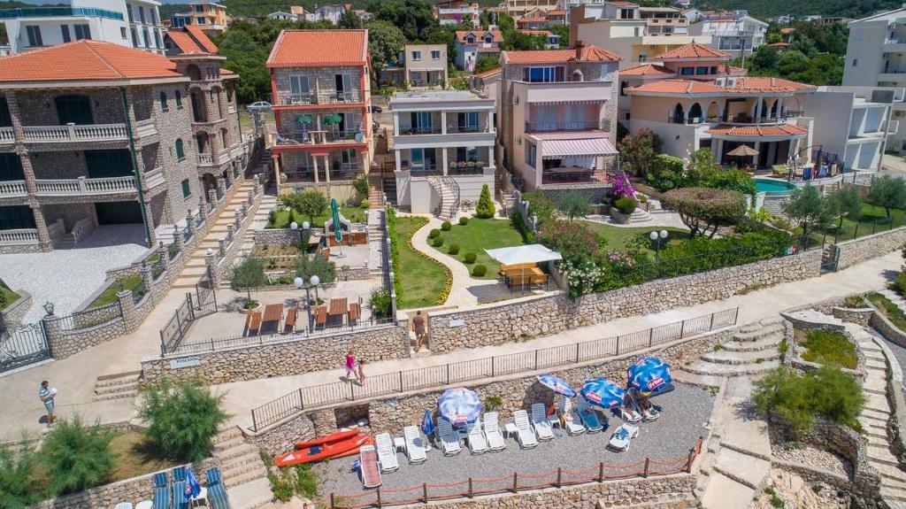 Okolí apartmánu