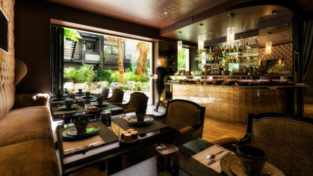 B Montmartre - Resim 36