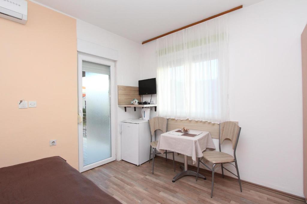 Apartments and Room Eva - 3