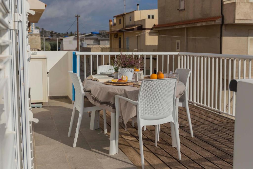 Mareinsicilia Cannamara Appartamenti - Apartamento De Dos Habitaciones Con Vista Al Mar