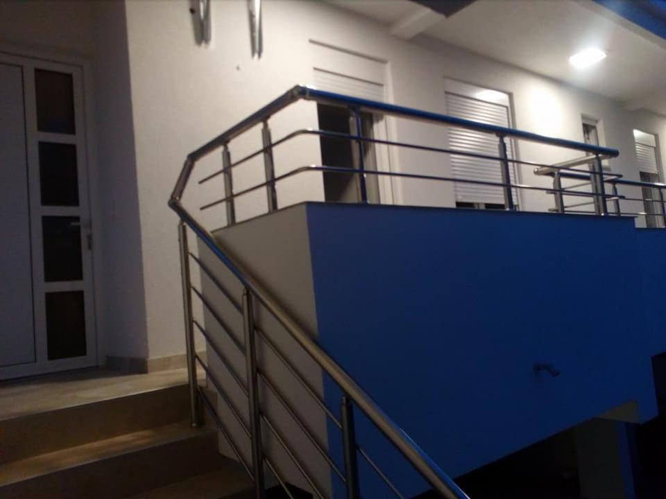Fotografie z fotogalerie ubytování Apartmani M&V v destinaci Sutomore